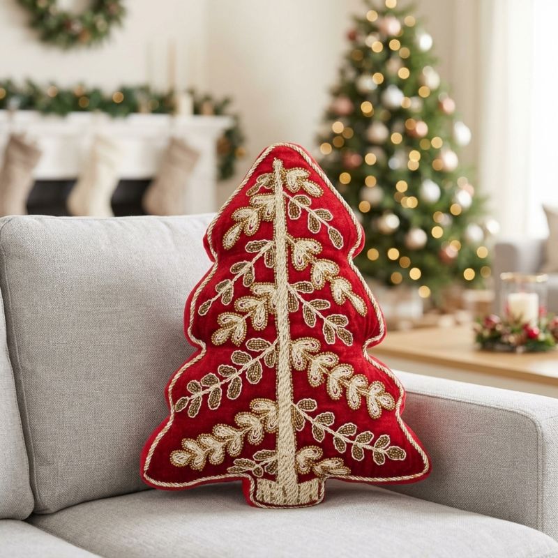 Cuscino Sagomato Albero di Natale 32x40 cm Blanc Mariclò Velluto Rosso con Ricamo a Perline