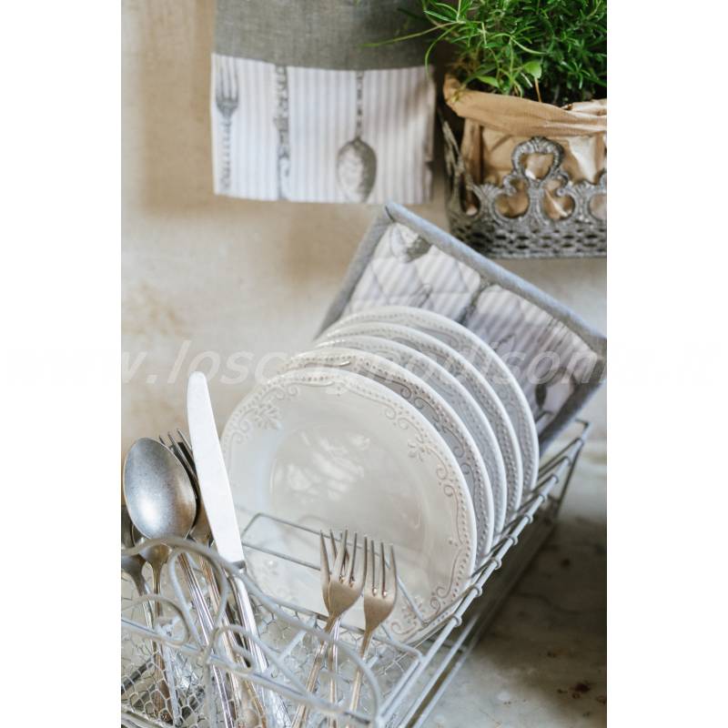 Servizio piatti da 6 persone, in stile shabby chic, serie  Belle Epoque di Nuvole di Stoffa. Vista ambientata