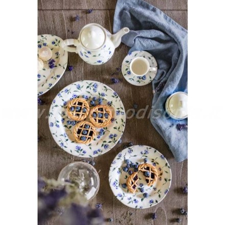 Set 2 posti tavola shabby chic con decoro roselline blu della serie Floret Full di Blanc Mariclò. Vista dall'alto