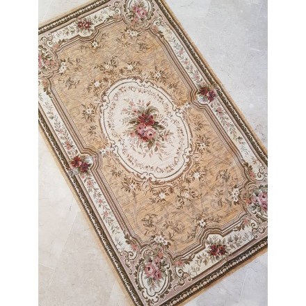 Tappeto serie Elegant di Blanc Mariclò. Colore beige, dimensioni 175x240 cm. Vista dall'alto