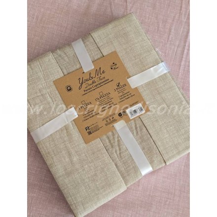 Parure copripiumino matrimoniale double face, collezione You & Me, colori beige e tortora. Vista dall'alto