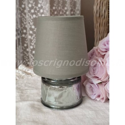 Lampada da tavolo a batteria, colore Verde, base in vetro satinato, serie Cozy di EDG. Vista frontale
