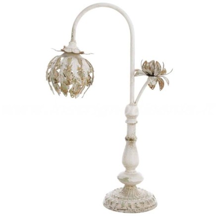Lampada da tavolo shabby chic in ferro battuto anticato, serie Eurydice di Blanc Mariclò. Vista frontale