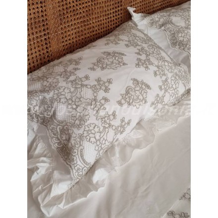 lenzuola-matrimoniali-percalle-con-pizzo-petra-chez-moi-1
