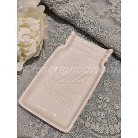 Portasapone shabby chic, colore bianco, serie Bain Parfum firmata Blanc Mariclò. Vista dall'alto