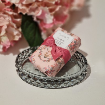 Portasapone shabby in vetro lavorato, colore grigio, serie Diamant di Mathilde M. Vista frontale
