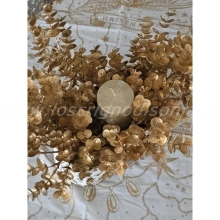 vaso-con-decorazioni-eucalipto-dorato-e-candela-di-edg-4
